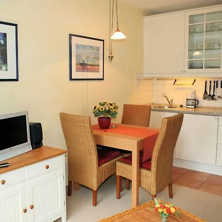 Apartment Strandstrasse 32 - 04-48